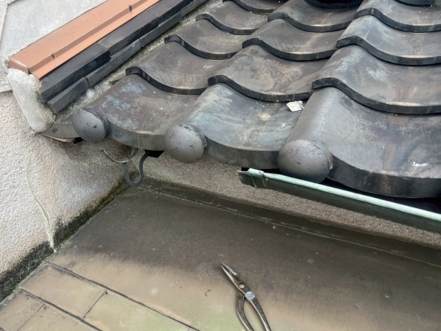 下屋　軒樋外れ